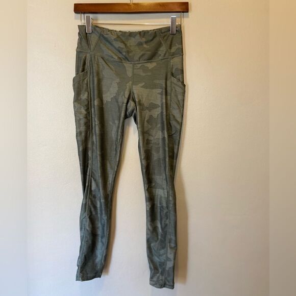 PRANA NWOT Camou leggings M - Picture 1 of 7